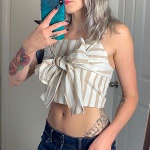 Chriselle linen crop